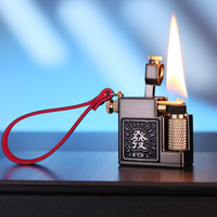 Mini Titanium-plated Craft Vintage Kerosene Lighter, Creative Small Portable Pendant Gifts, Men's Retro Collectibles