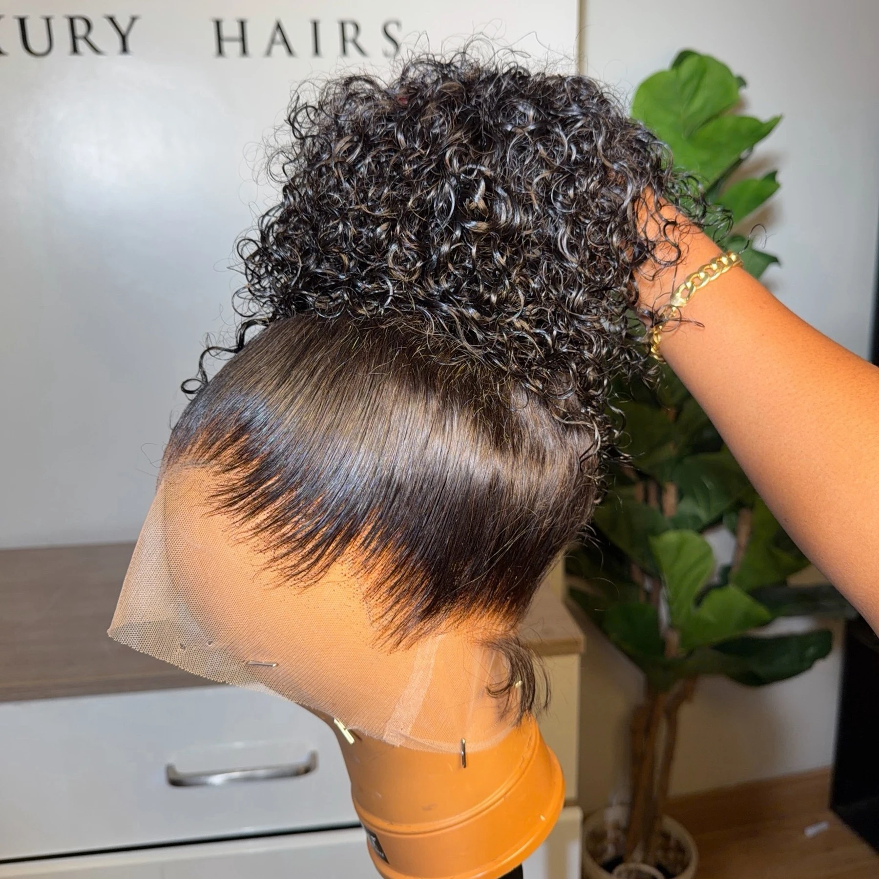 

Black Color 13X4x1 HD Lace Frontal Synthetic Wig Ponytail Jerry Curly Preplucked Cosplay Daily Party Wedding Soft Hair Prepluck