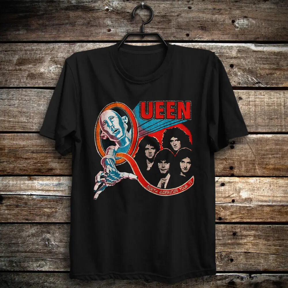 A Day at the Races '77 Tour T Shirt Queen Freddie Mercury Roger Taylor Brian May