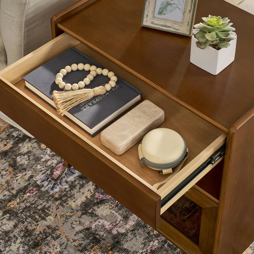 Comodino moderno Mid-Century con stazione di ricarica integrata e accesso all'uscita, tavolino in legno con cassetti frontali in vetro per camera da letto