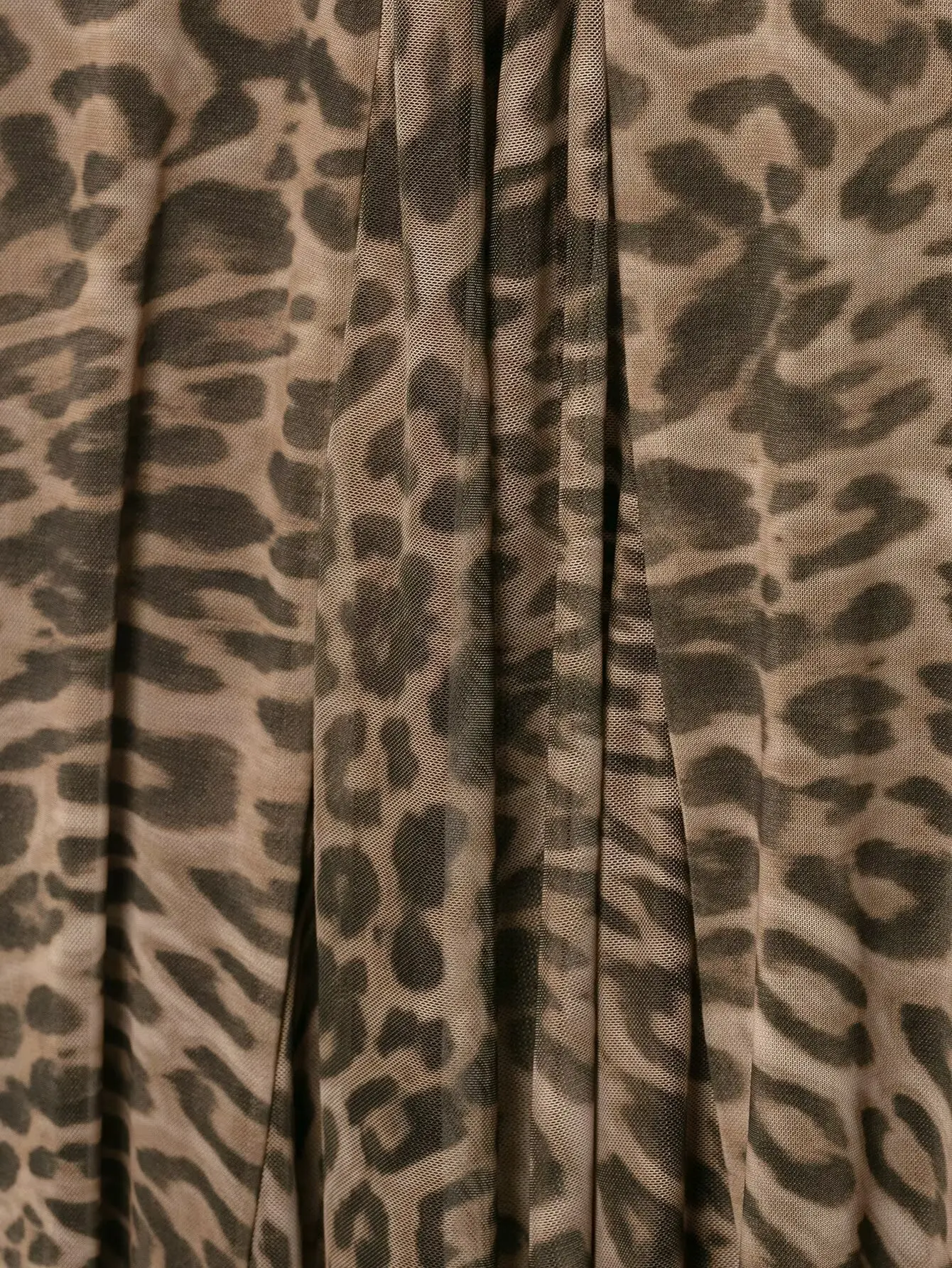 HH Vintage Muted Leopard Print Flowy Maxi Dress Summer V-Neck Thin Strap Pleated Slip Long Gown Women BeachTravel Casual Wear