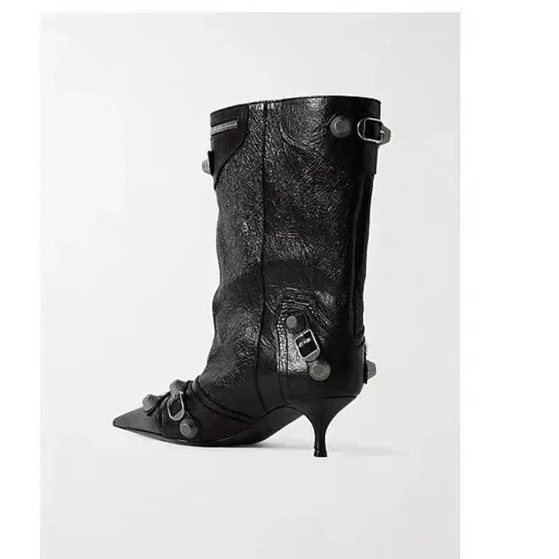 รองเท้าบูทส้นสูงทรงกระบอกปลายแหลมประดับหมุดสไตล์ยุโรปและอเมริกาสำหรับผู้หญิง แฟชั่นโชว์ รองเท้าบูททรงเรโทร