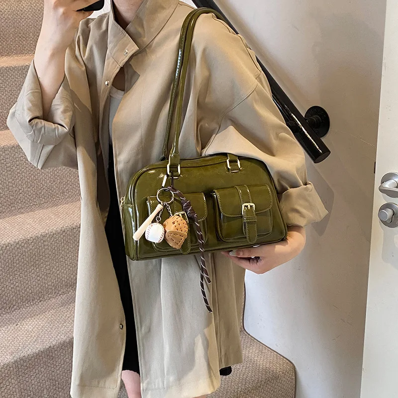 

Urban Autumn and Winter New Dark Style Underarm Women's Versatile Shoulder Bag Trendy Fashion with Pendant Handbag