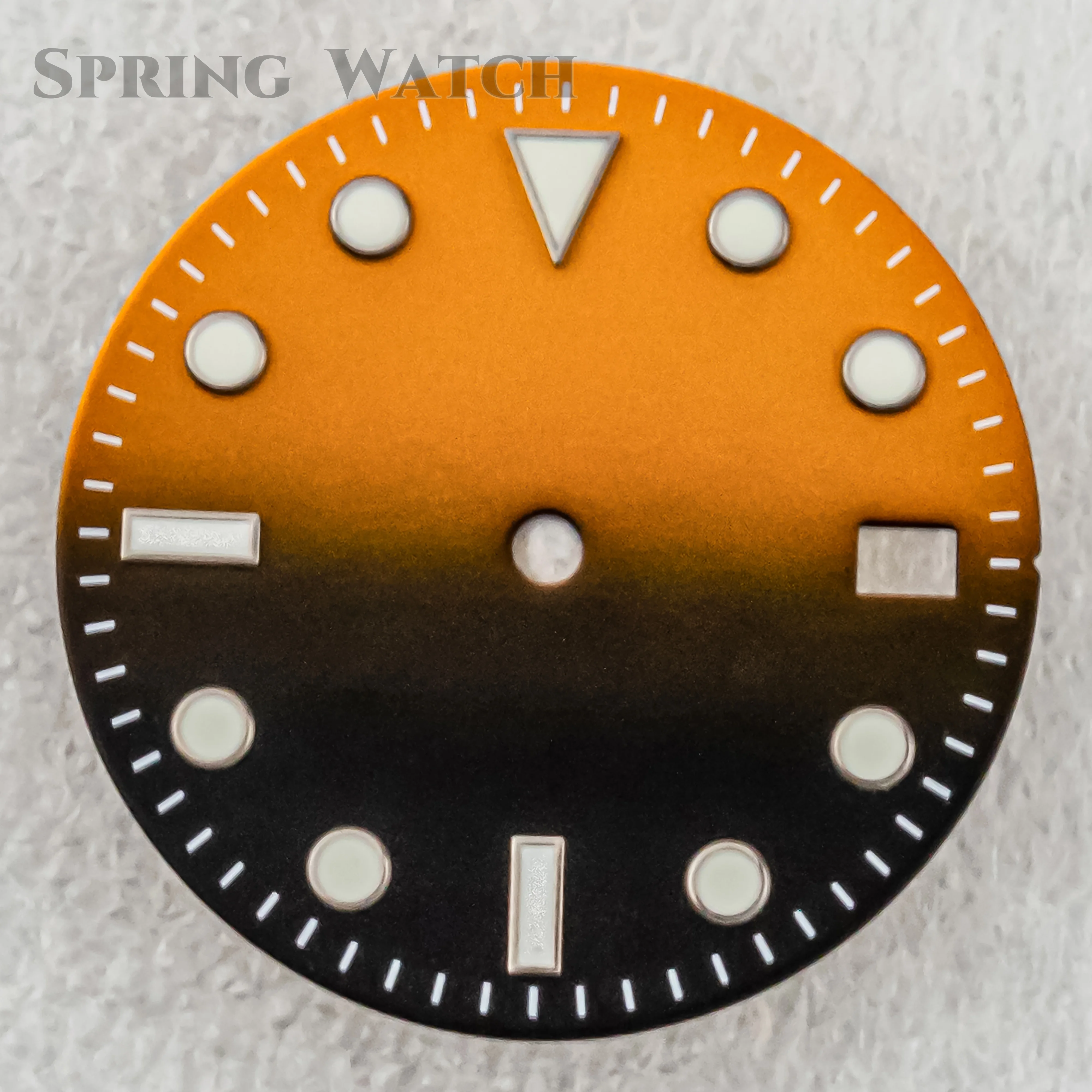 High Quality 28.5mm Watch Dial NH35 With Green Luminous For Crown At 3/3.8 Clock NH35 Movement Mod Accessories Parts