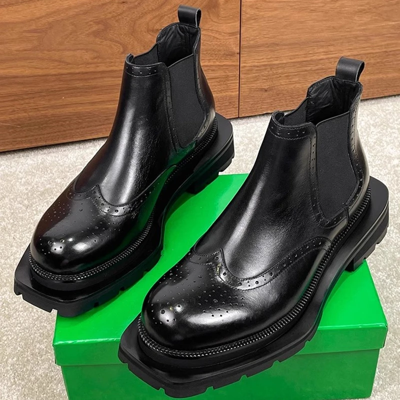 

Luxury Fashion Carved Men Chelsea Boots Genuine Leather Thick Sole Work Shoes Youth Ankle Motorcycle Boots British Knight Shoes