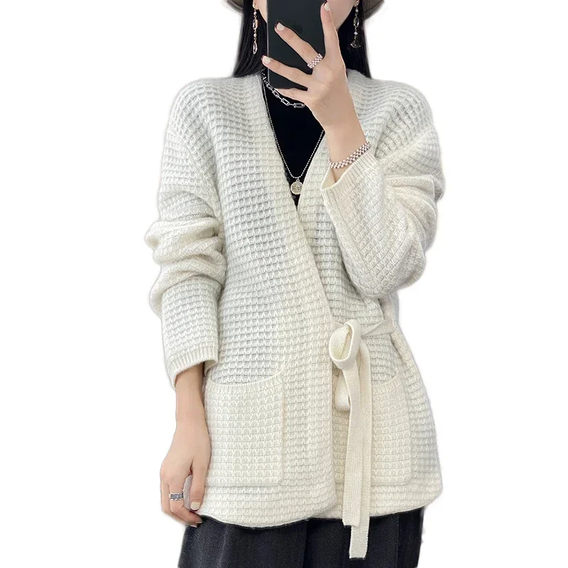 Women's Cardigan Cashmere Sweater Fashion High-end Long Sleeved Knitted Women's Cardigan V-neck Sweater 2023 New Hot Selling