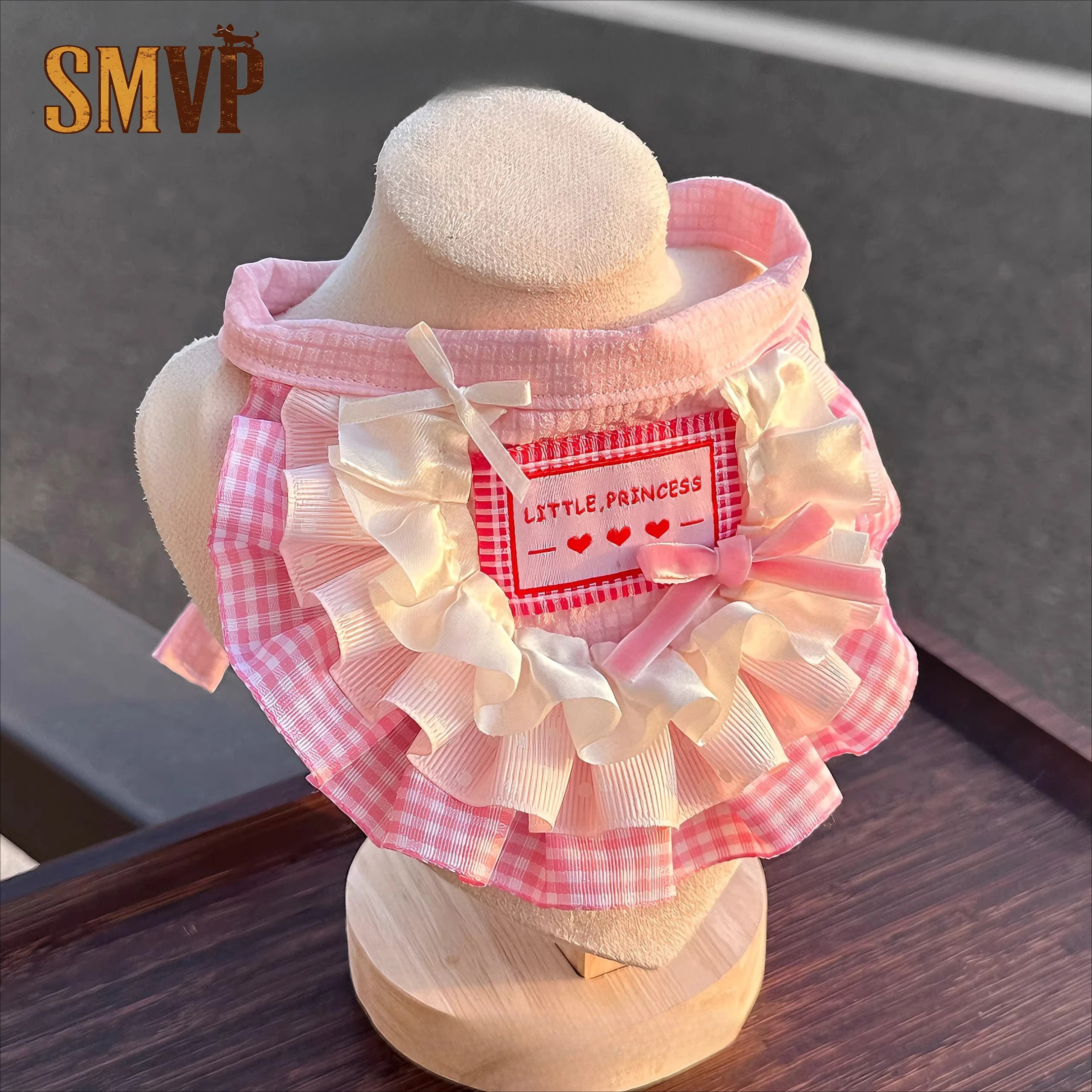 

Original Design Pink and White Plaid Sweet Girl Style Soft Cute and Playful Style Kitten Puppy Bib Dog Accessories
