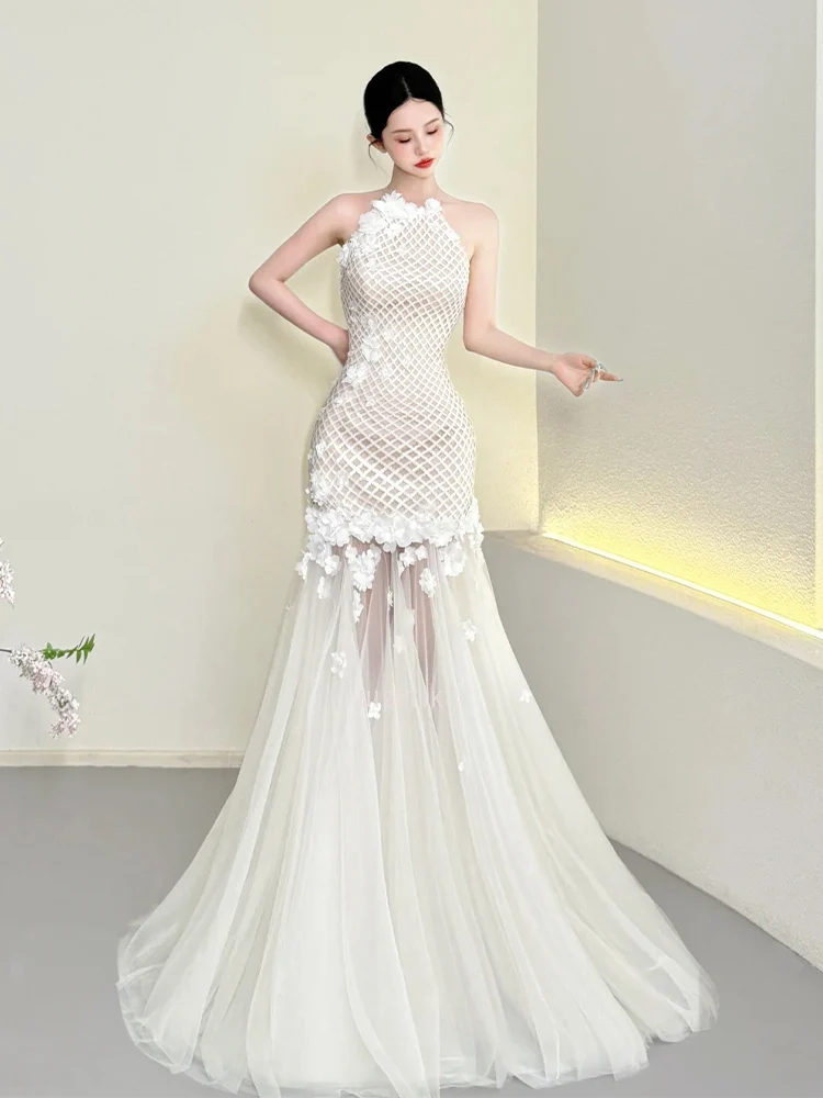 Białe Proste Suknie Ślubne w Stylu Koreańskim w Kształcie Litery A, Damskie Suknie Ślubne z Dekoltem typu Halter, z Miękkiego Tiulu, Długie do Podłogi, Eleganckie Suknie Ślubne 웨딩드레스, Personalizowane Gorsety