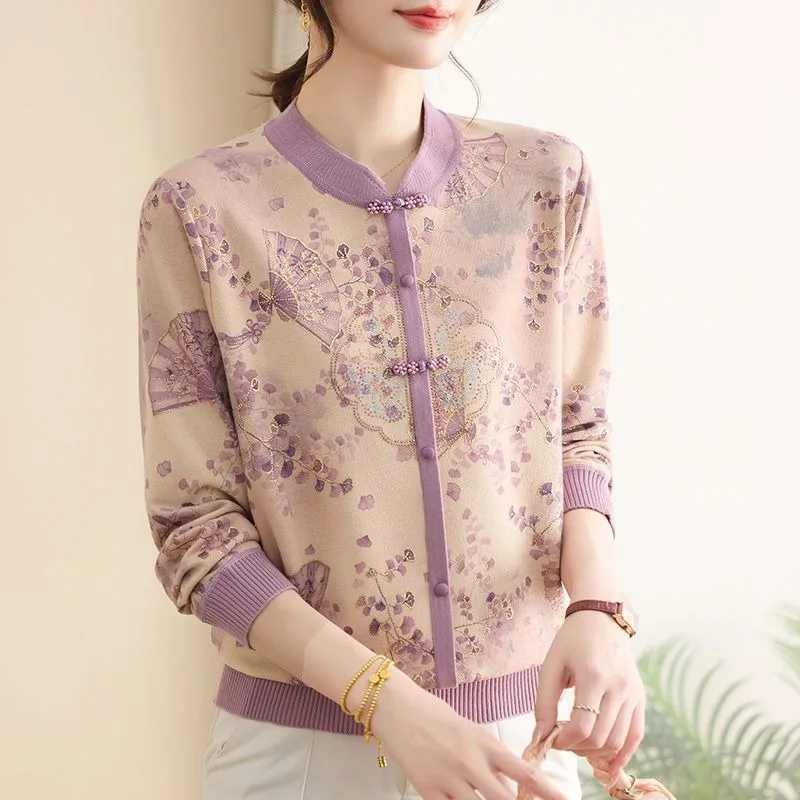 Autumn Long-sleeved Base Women's Versatile Age-reducing Top Fashionable Pullover Knitted Button Printed Sweater