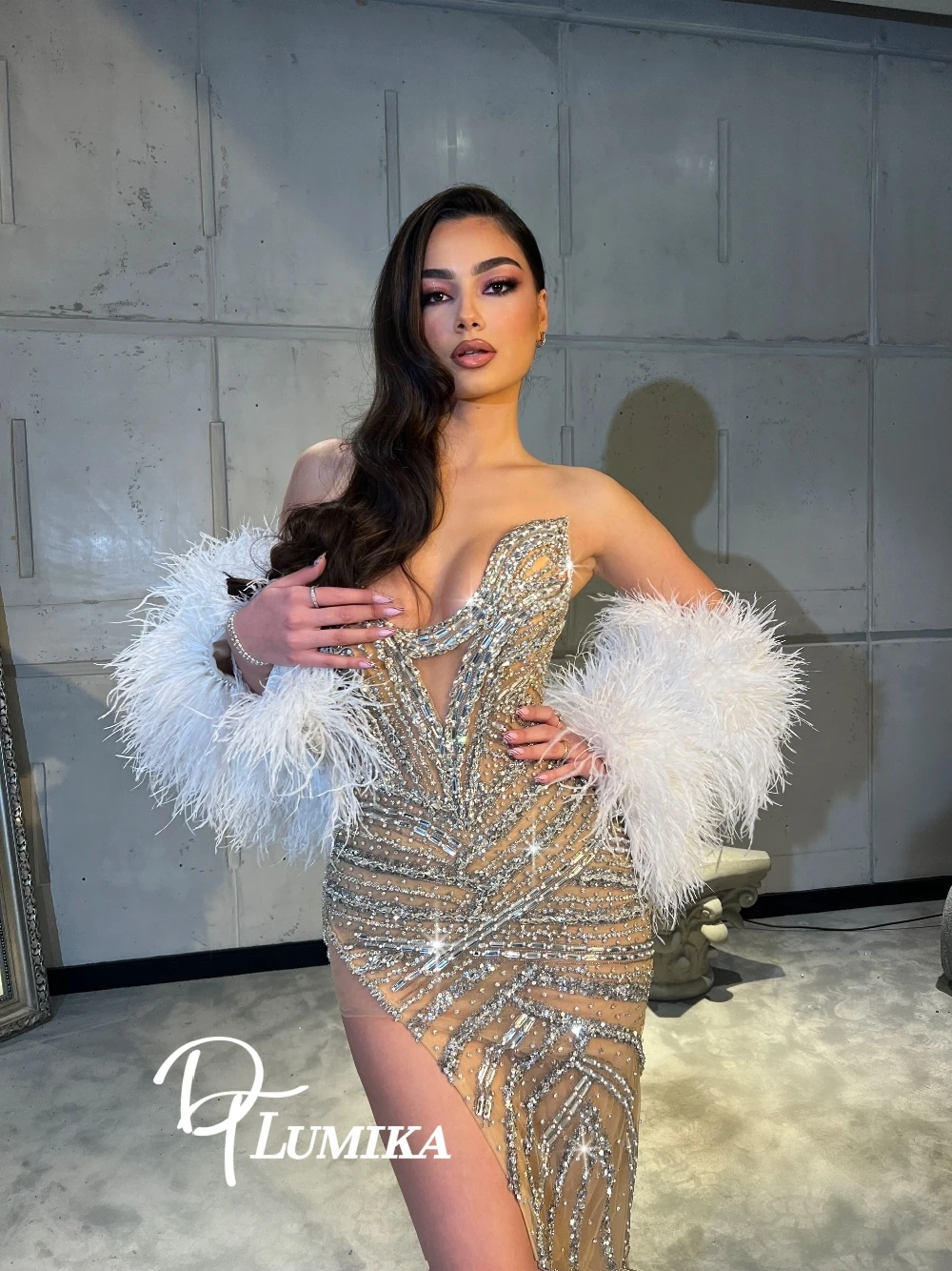 Shiny Crystal Beaded Mermaid Evening Dress Sexy High Slit Removable Feather Sleeves Prom Gown Customized Fashion Pageant Wear