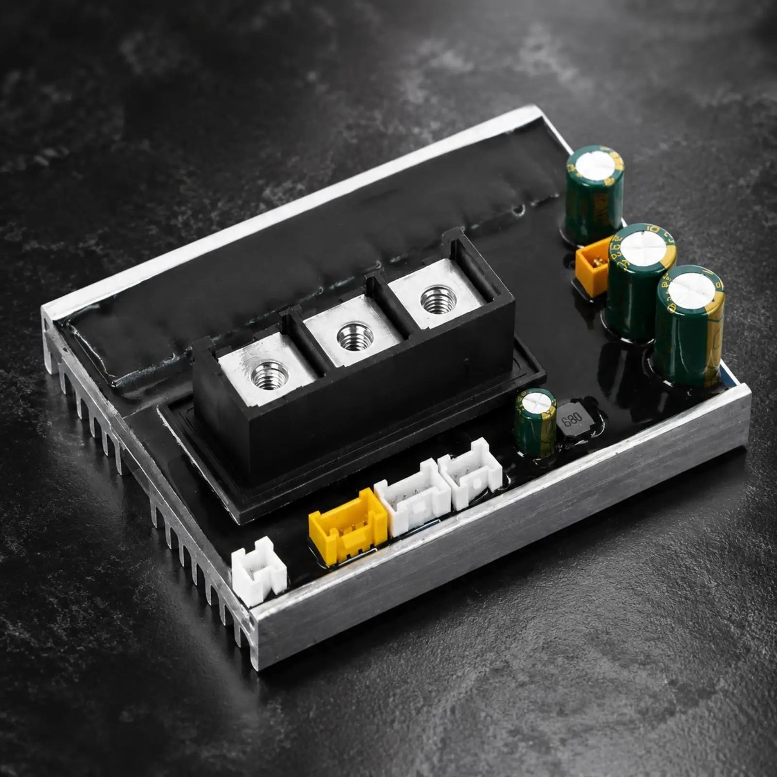 Durable Metal Scooter Control Board for Efficient Data Routing and Thermal Regulation in Electric Kick Scooters