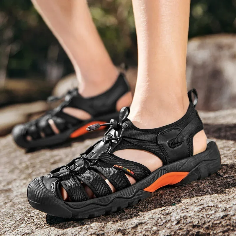 Sandalias de piel auténtica para hombre, zapatos informales transpirables de diseño a la moda, fondo suave, para playa al aire libre, talla grande 48, novedad de verano