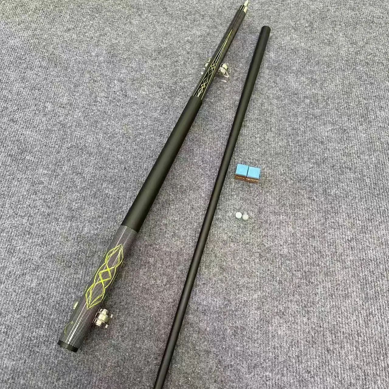 

Готов к отправке, оптовая продажа, высококачественные кии из углеродного волокна, 1/2 разделения, 12 мм/13 мм и бильярдные кии, бильярдные кии