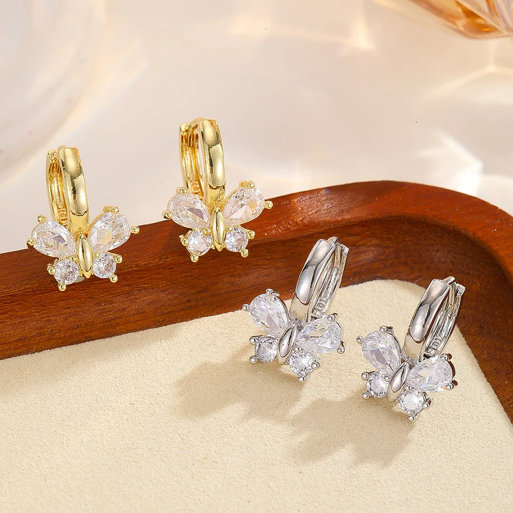 2026 New Simple Love Bow Shining Exquisite Trendy Ear Buckle with Light Luxury and Zircon Texture Elegant Accessories