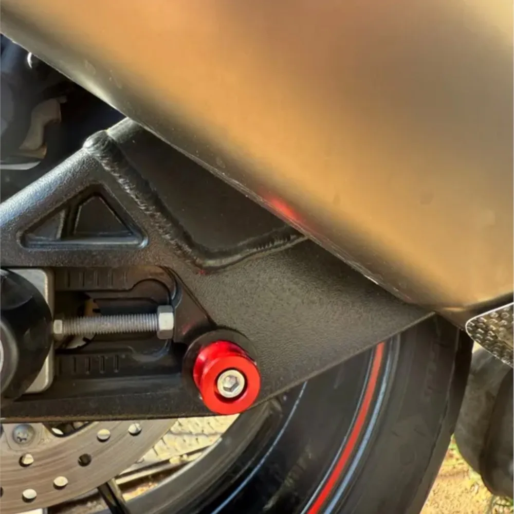 

For MV Agusta BRUTALE 800 675 750 Rivale 800 F41000R Dragster 800 F3 675 CNC Swingarm Spools Stand Screws Slider Accessories