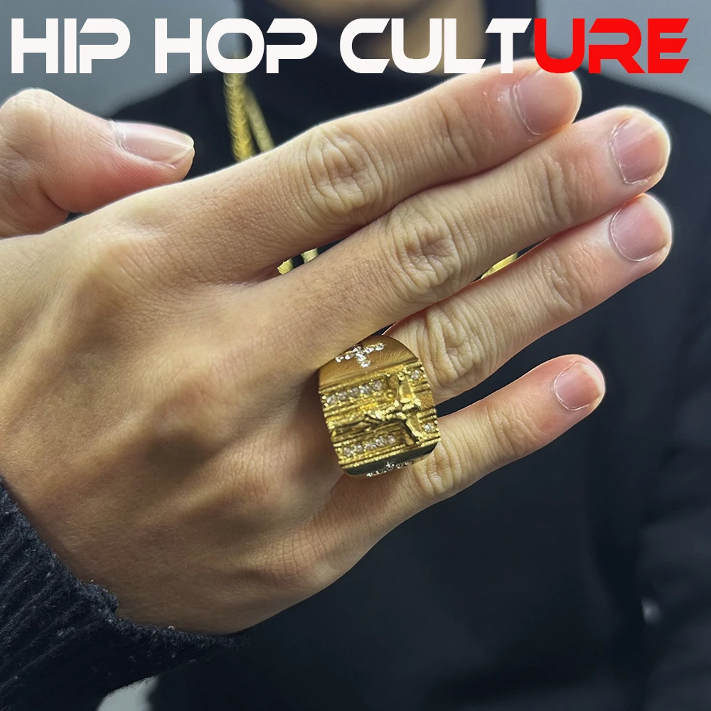 Trendy custom men's ring, luxurious 18K gold plated, diamond inlaid with Jesus pattern, suitable for hip-hop, street gangs