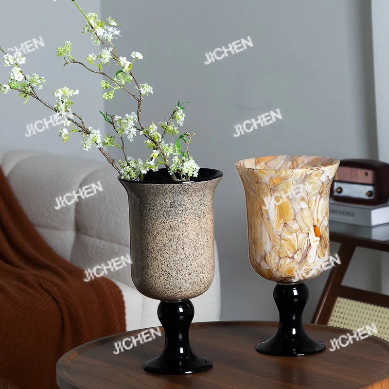 

Современная высококачественная художественная французская ретро-ваза с текстурой, на высокой ножке, ручной работы, в античном стиле, для цветочных композиций, декоративное украшение.