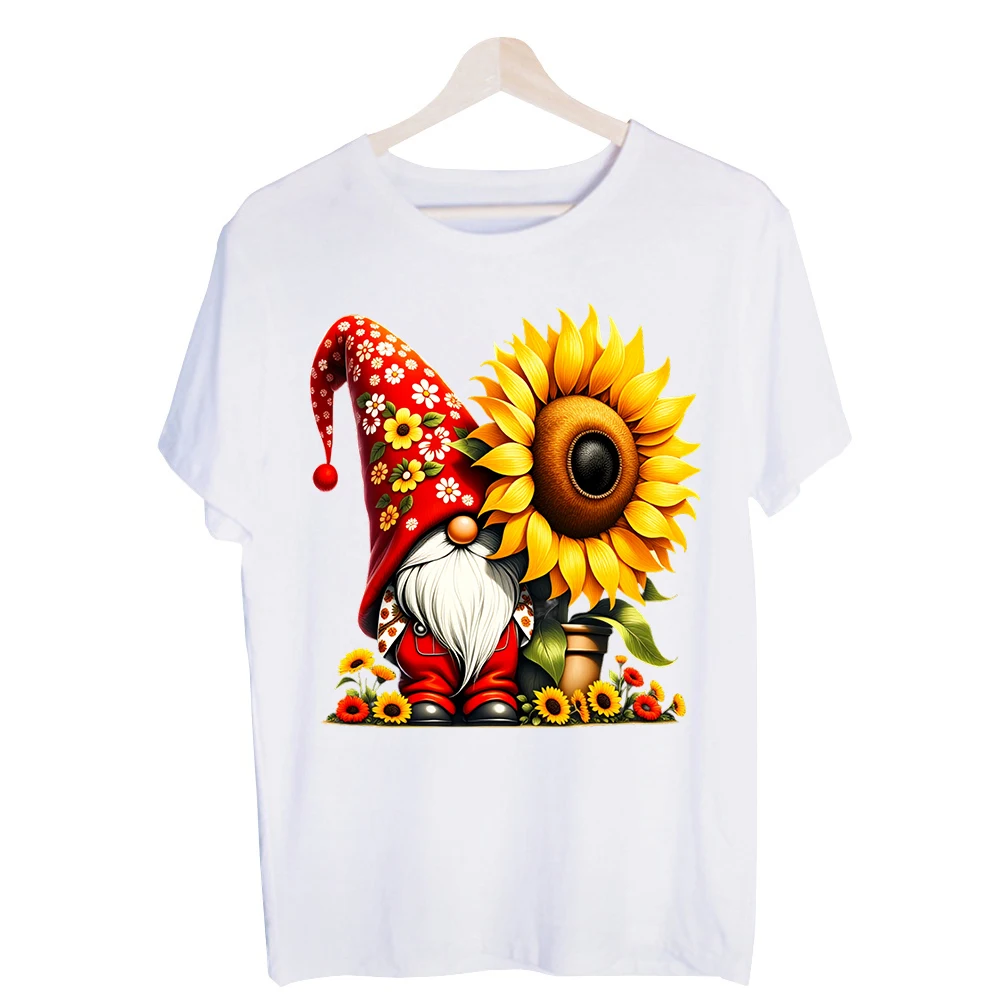 Women's Gnome and Sunflower Graphic Tee, Short Sleeve Crew Neck T-Shirt for Casual Summer Outfits