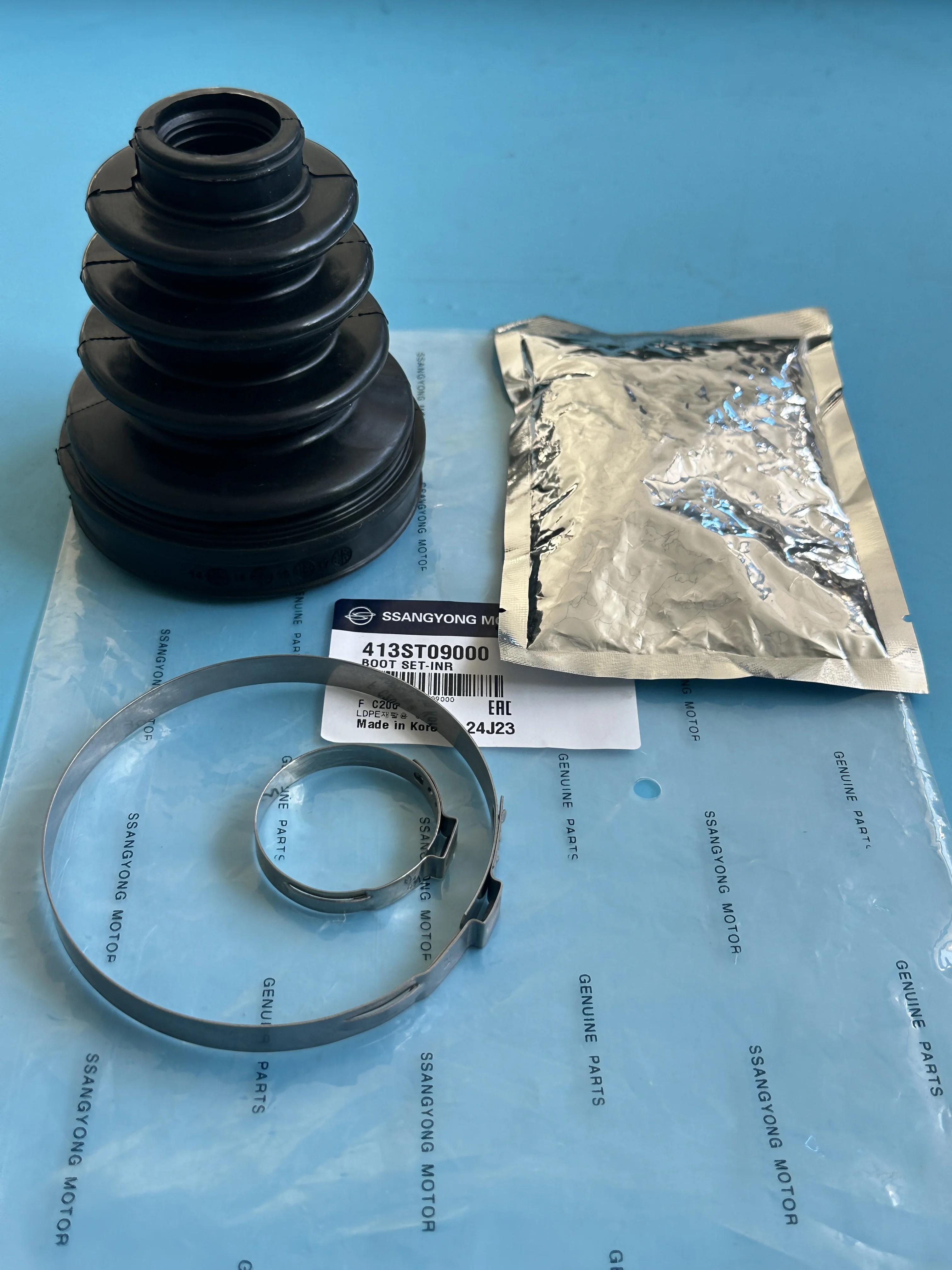 

Комплект внутренних пыльников приводного вала 413ST09000 для Ssangyong Actyon, Kyron, Rexton, Actyon Sports, Actyon Sports II, Rodius/Stavic