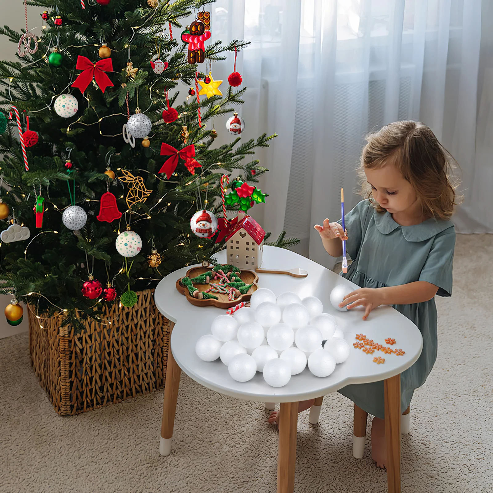 

36Pcs White Craft Foam Balls 6.3cm Durable Eco Friendly DIY Material Preschool Christmas Ornament Winter Party