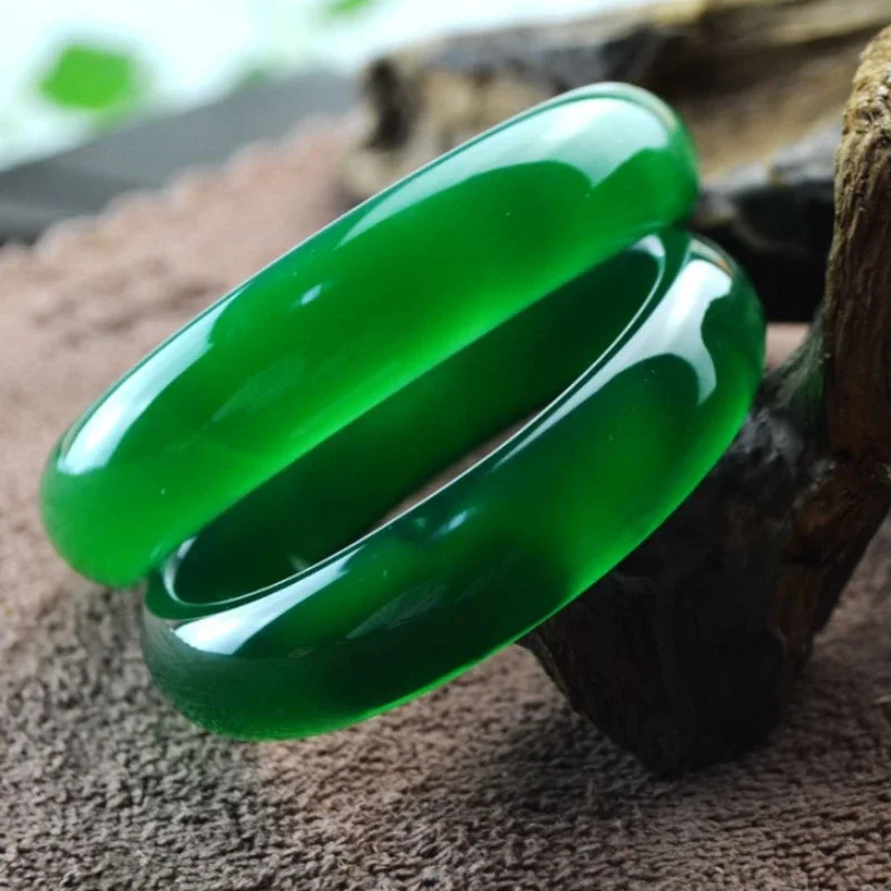 Emperor green chalcedony bracelet, women's agate jade bracelet, A product, ice chalcedony bracelet.