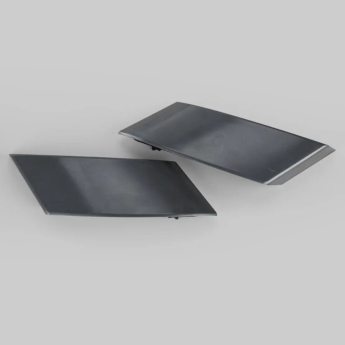 

Декоративные накладки на нижнюю часть передних стоек (A-стойки) LR174352 LR161362, 1 пара, для Land Rover Defender 90 110 2020-2023