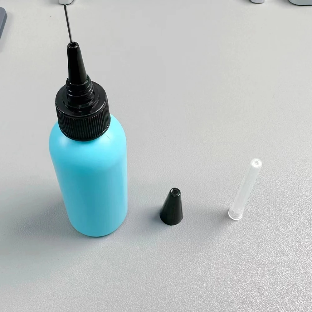 2 pz 60ml ESD sicuro bottiglia di alcol punta dell'ago saldatura pulizia flusso liquido distributore di olio di alcol plastica strumenti di riparazione del telefono fai da te