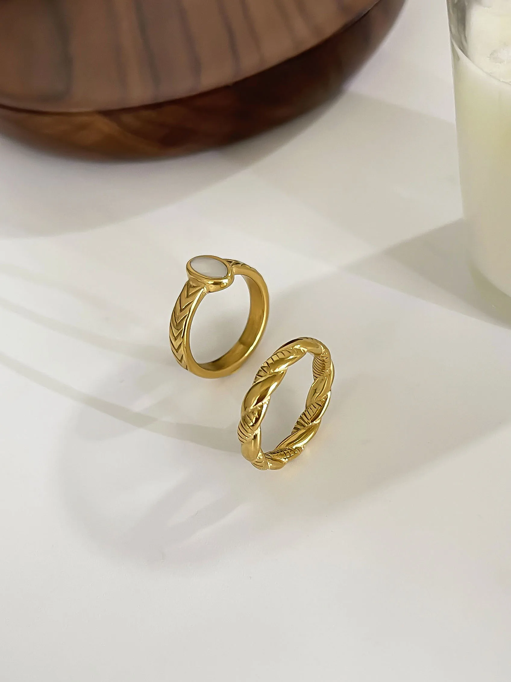 GHIDBK Simple Trendy 18K Gold Plated Oval White Mother of Pearl Rings for Women Stainless Steel Waterproof Wedding Party Jewelry