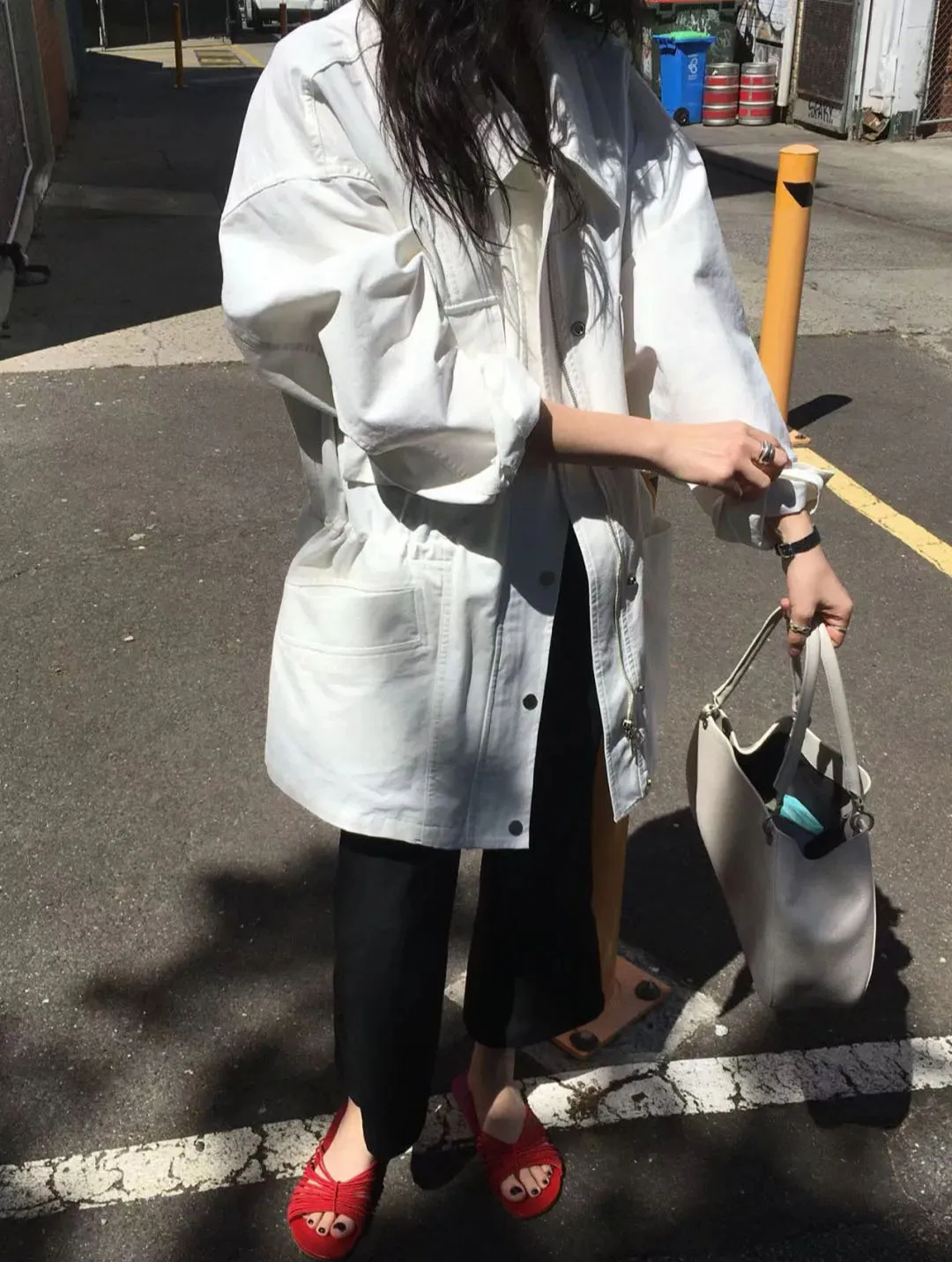 

Spring 2026 Dongda Gate Drawstring Waist Workwear Style Coat Women's Loose Fit Cotton Long Sleeve Mid-Length Windbreaker