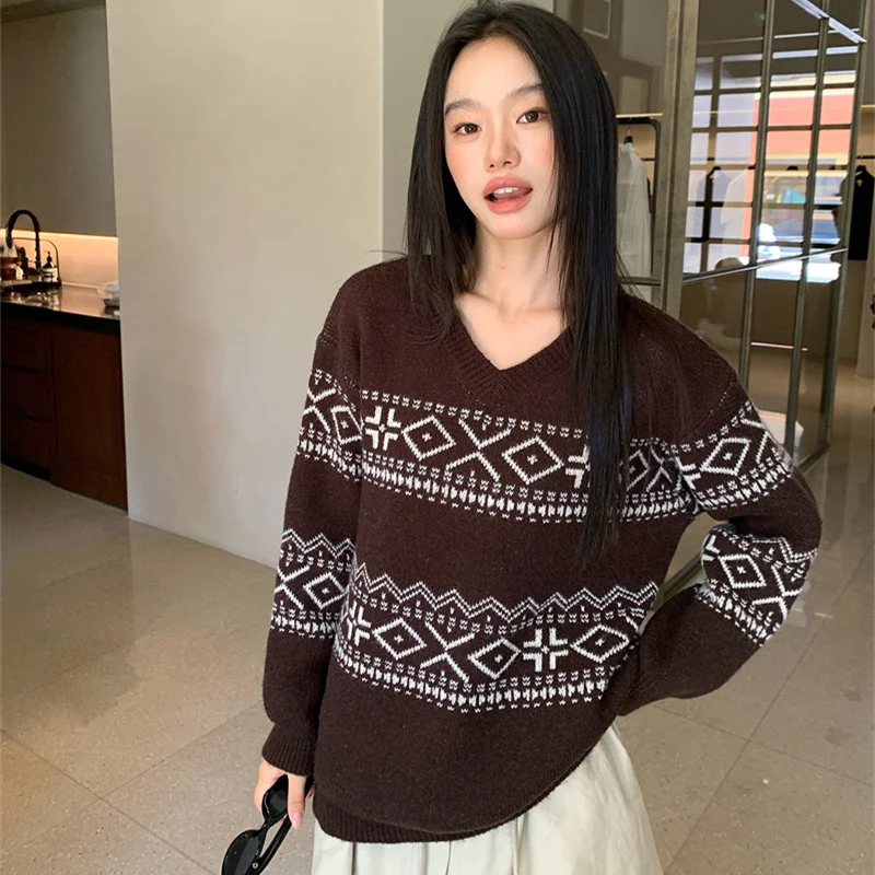 

High-End Ethnic Sle V-Ne Knitwear Women's Base Layer Sweater Anti-Ball Long Sve Autumn Winter Faion Casual Top