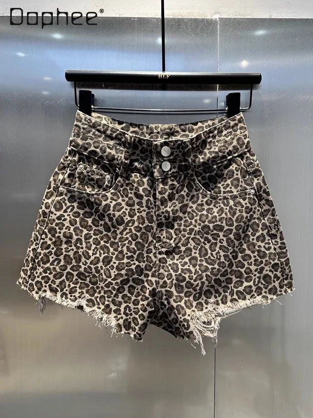 

Personalized American Leopard Print Double-button High-waisted Denim Shorts Rough-edged Wide-leg Pants Trendy Sexy Jeans Shorts