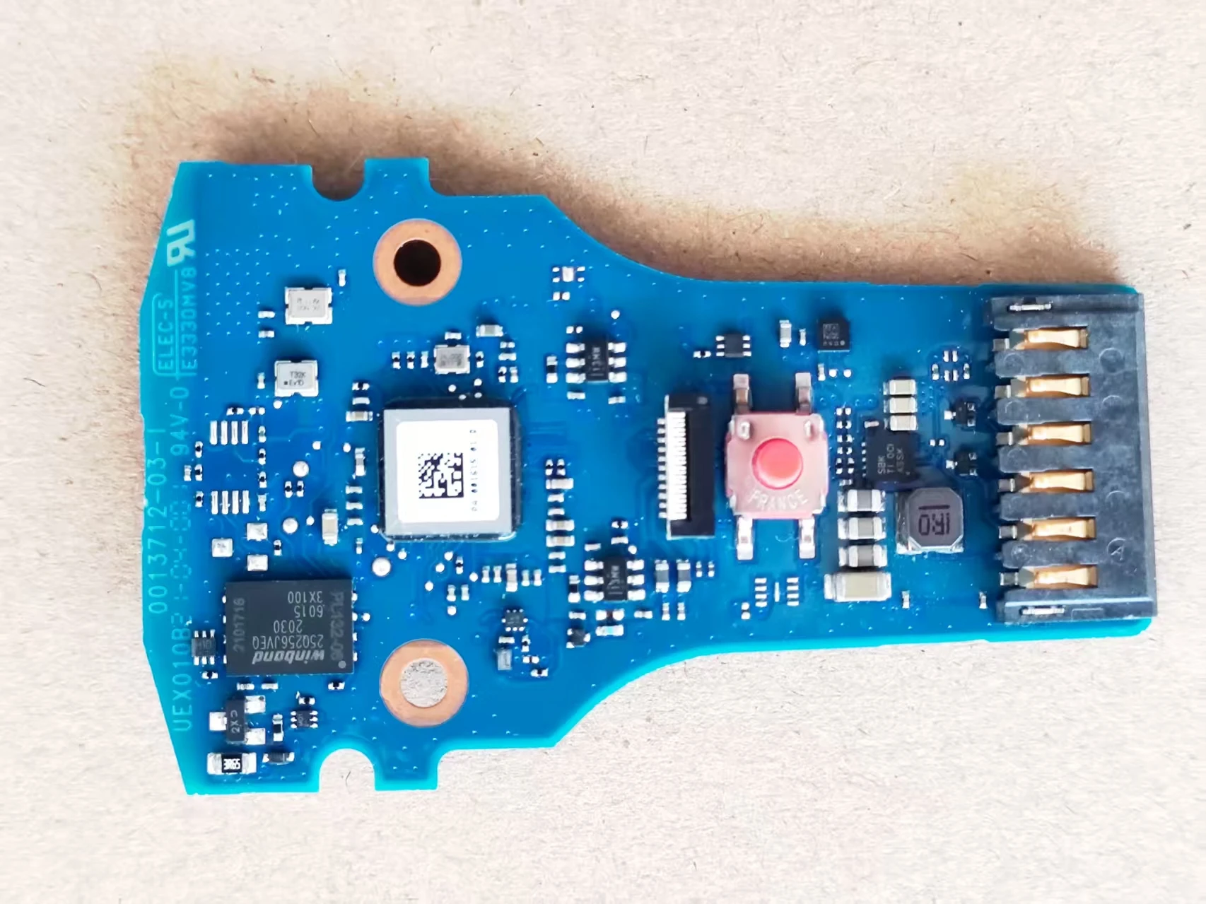 

Замена материнской платы для 2D-сканера Zebra DS8178