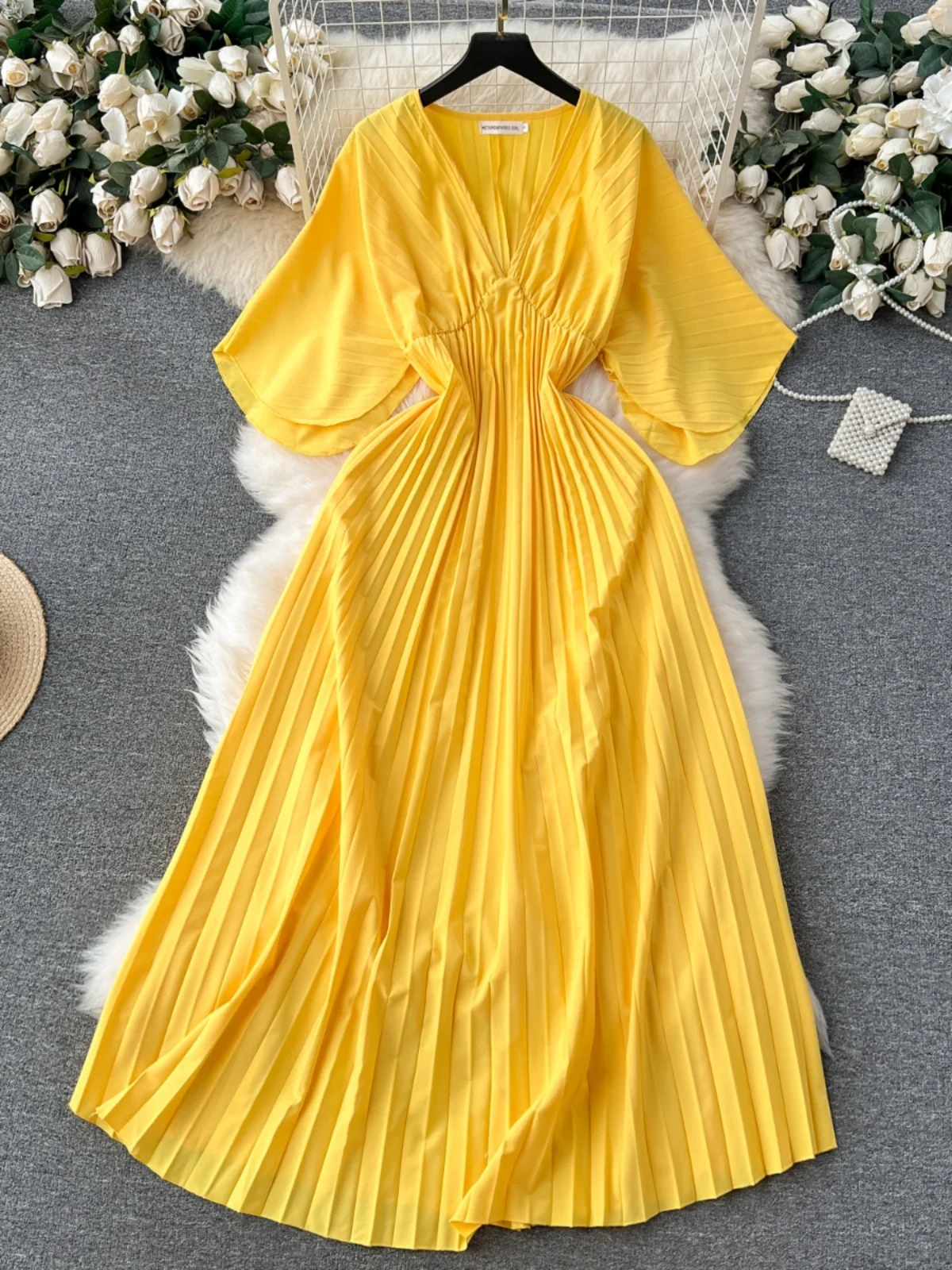

Maxi Dress Women's Fashion Deep V-neck High Waist Slimming Gauze Skirt Holiday Long Dress Korean Style Commute
