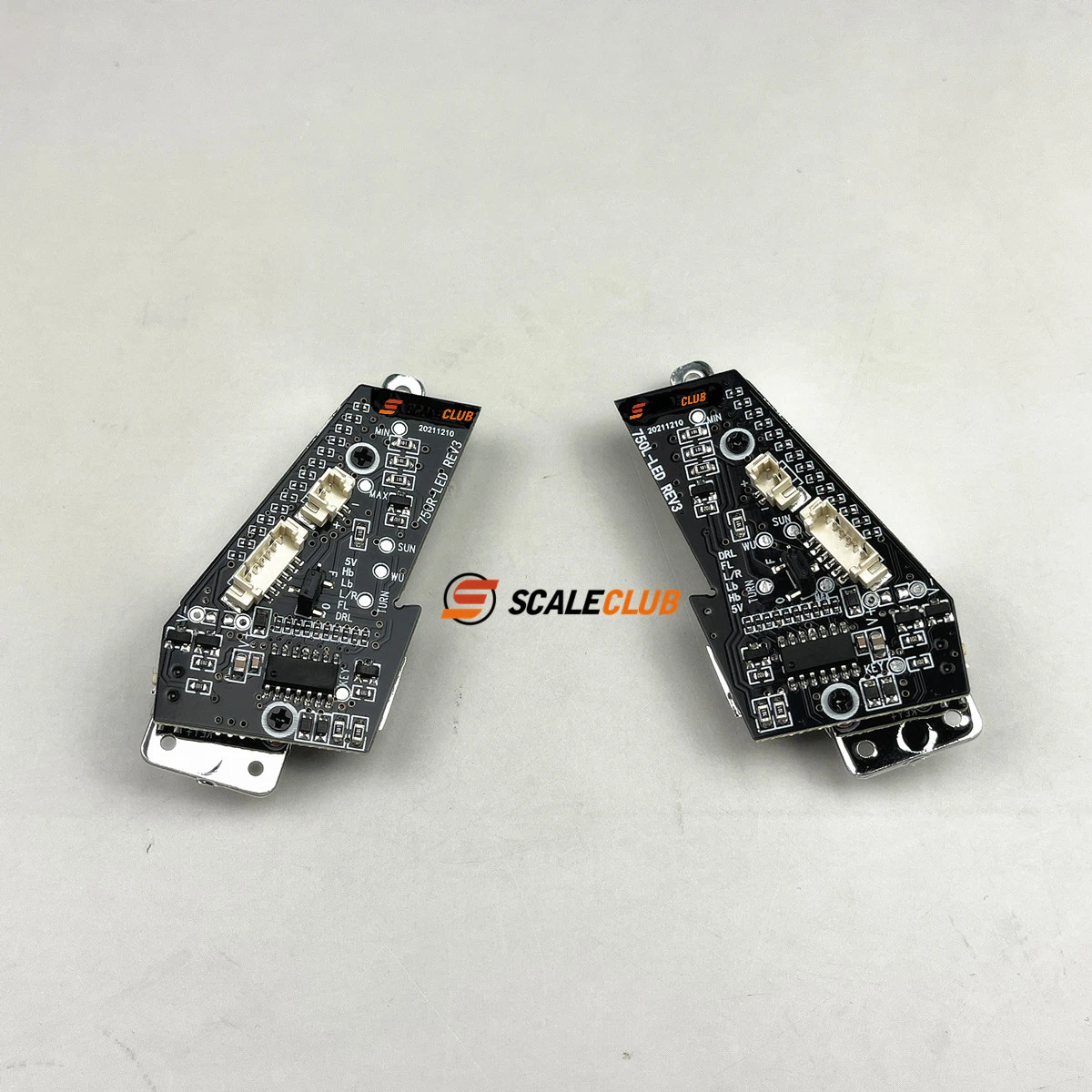 Scaleclub For 1/14 Tamiya integrated water headlight FH16 Fh750 model