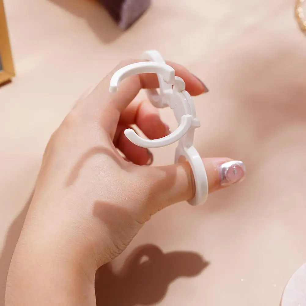 Draag Cosmetische Contactlenzen Artefact Contactlenzen Hulpapparaat Handbrace Oogleden Dragen Gereedschap