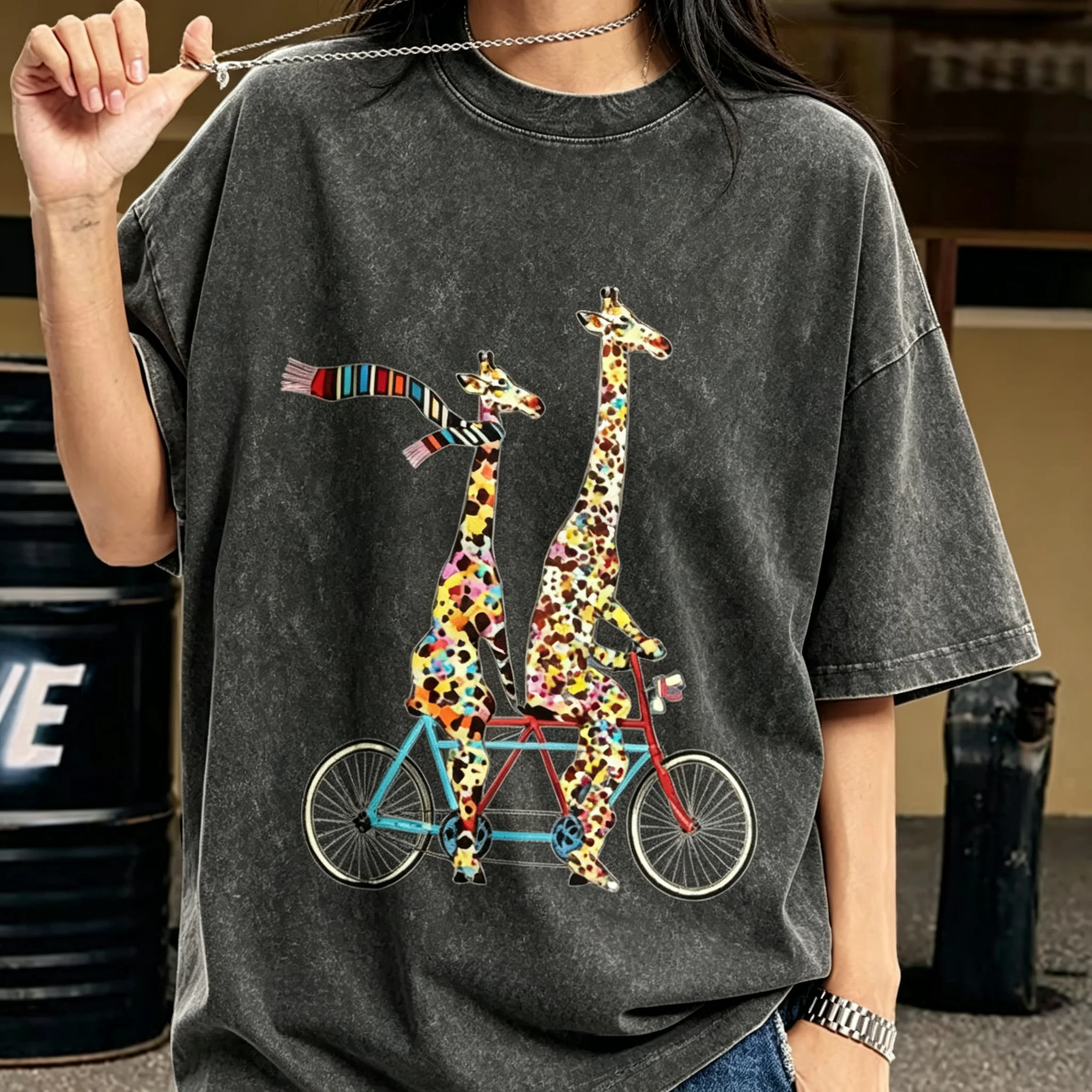 Vintage Washed T‑Shirt Abstract Color Two Giraffes Graphic Print Unisex Casual Loose Streetwear Cotton Short Sleeve Tees