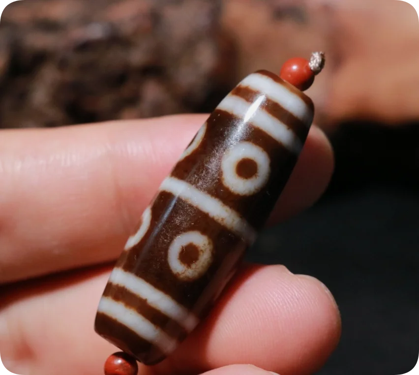 Magic Energy Tibetan Top Old Agate 8 Eyed 5 Stripes dZi Bead Amulet Pendant D221