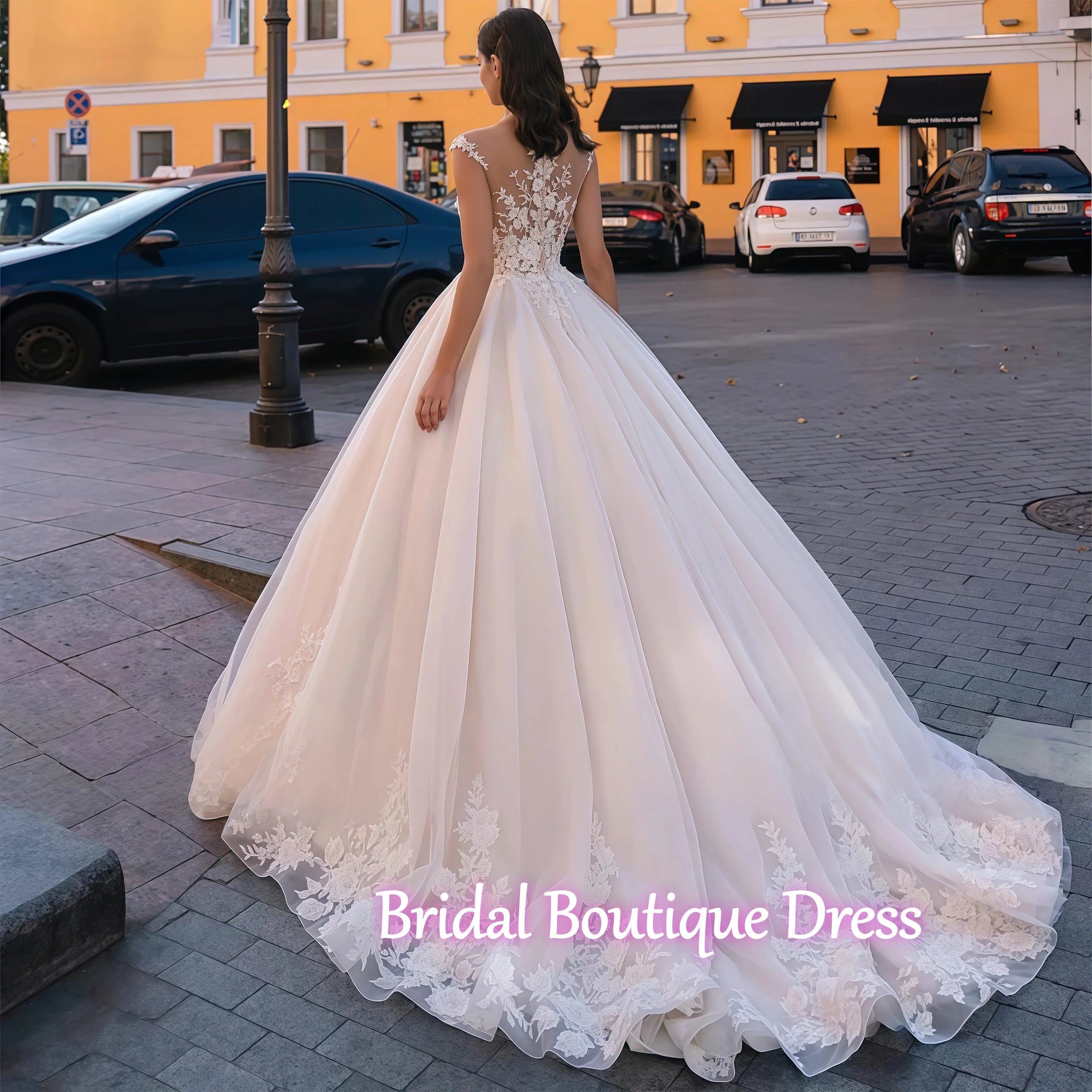 رائع يزين ذيل محكمة الكرة ثوب الزفاف 2025 رومانسية الحبيب الديكور الزهور الأميرة فستان زفاف مخصص