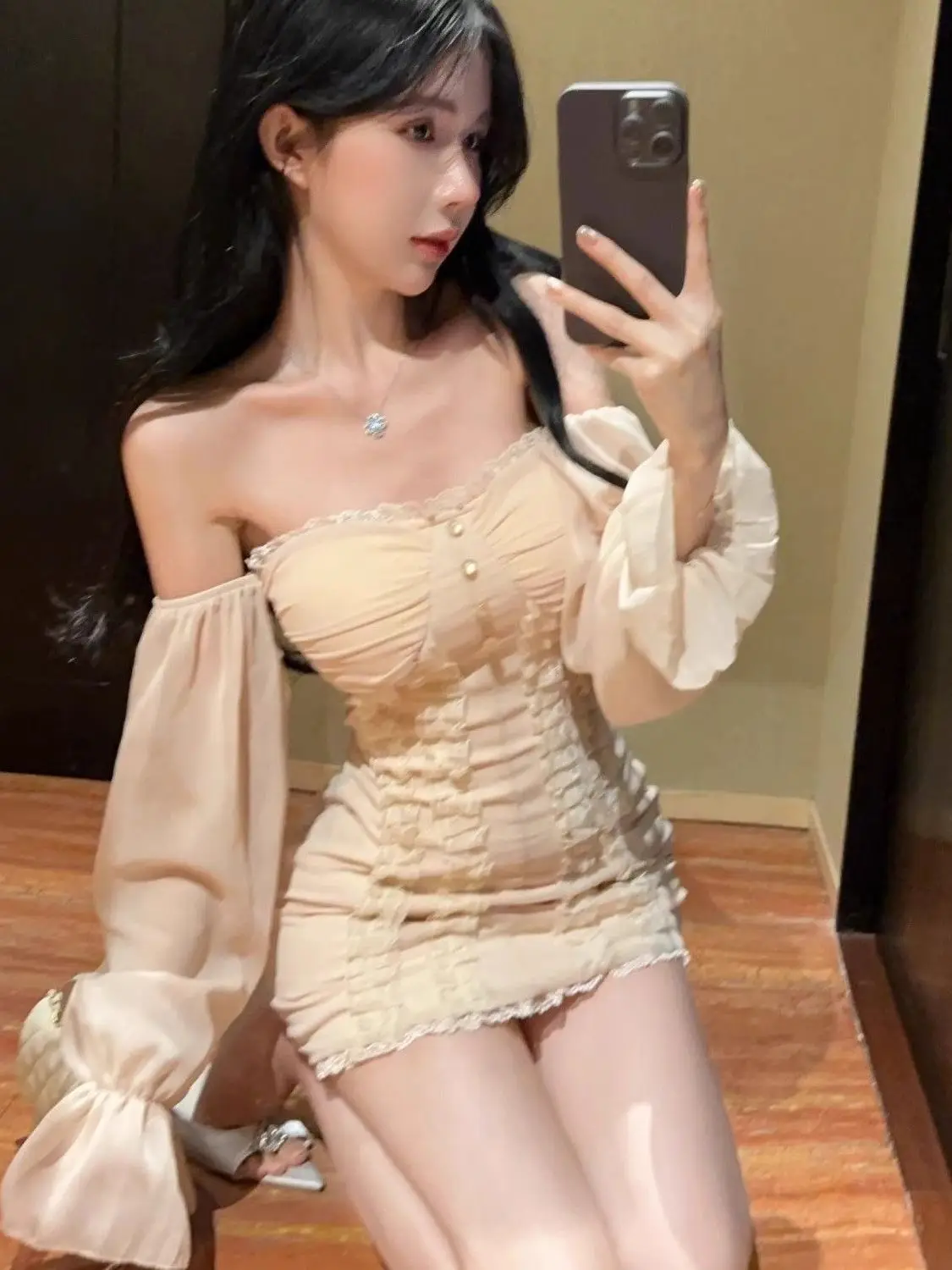 

Sexy Lace Trim Bell Sve Dr Women's Beautiful One oulder Slimming Faionable ort Skirt High Waist Long Sve Dr