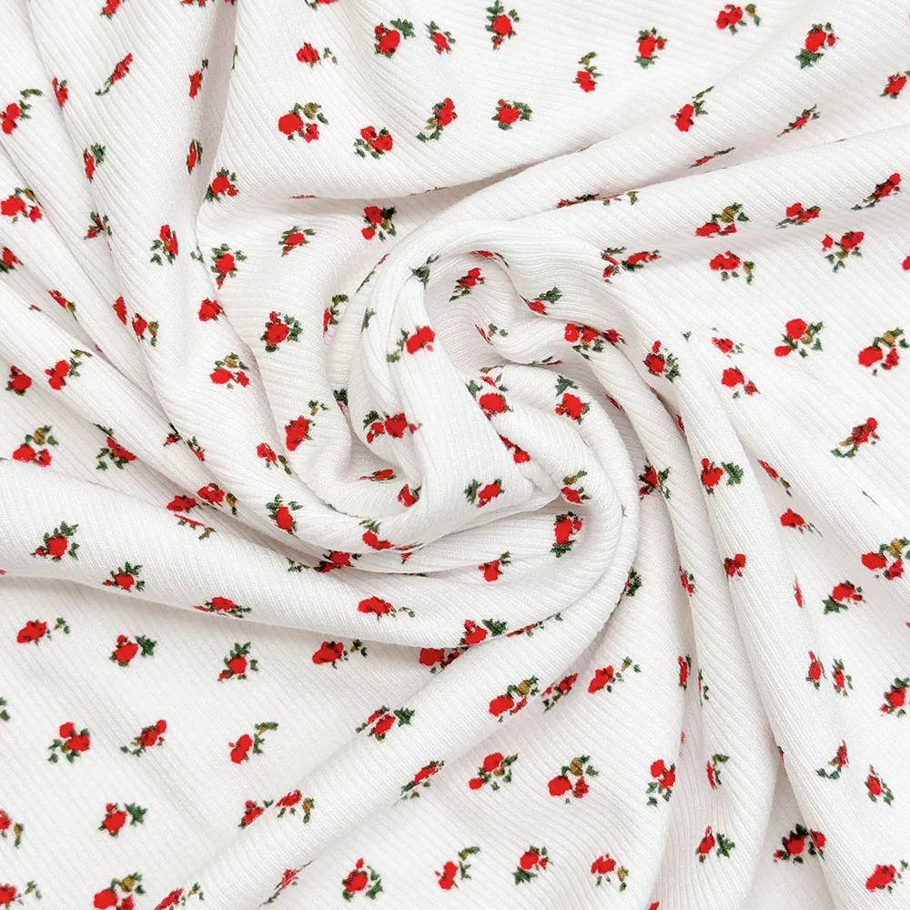 ชุดเดรสสายเดี่ยวพิมพ์ลายดอกไม้เล็กๆ สายสปาเก็ตตี้บางเฉียบ เหมาะสำหรับวันหยุดพักผ่อนที่ชายหาดและฤดูร้อน