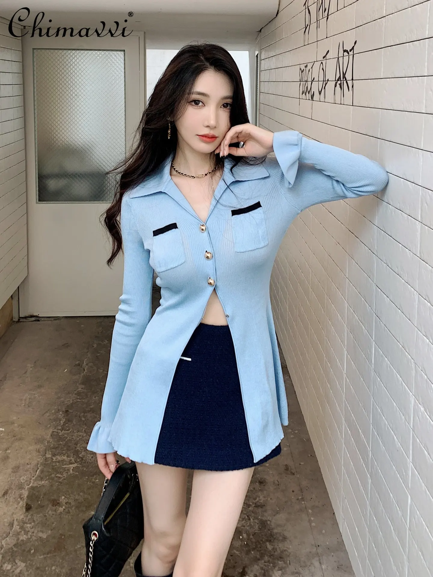 

Autumn New French Fashion Blue Color-Block Elegant Simple Long-Sleeve Knitted Cardigan Top for Women + Shorts OL Two-Piece Set