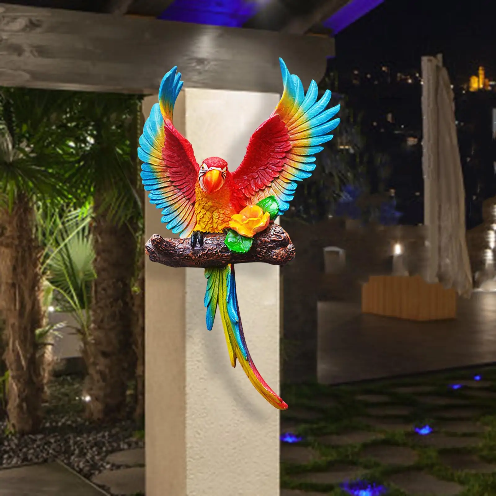 Hand Painted Parrot Statue Polyresin Parrot Wall Decor for Patio Decoration