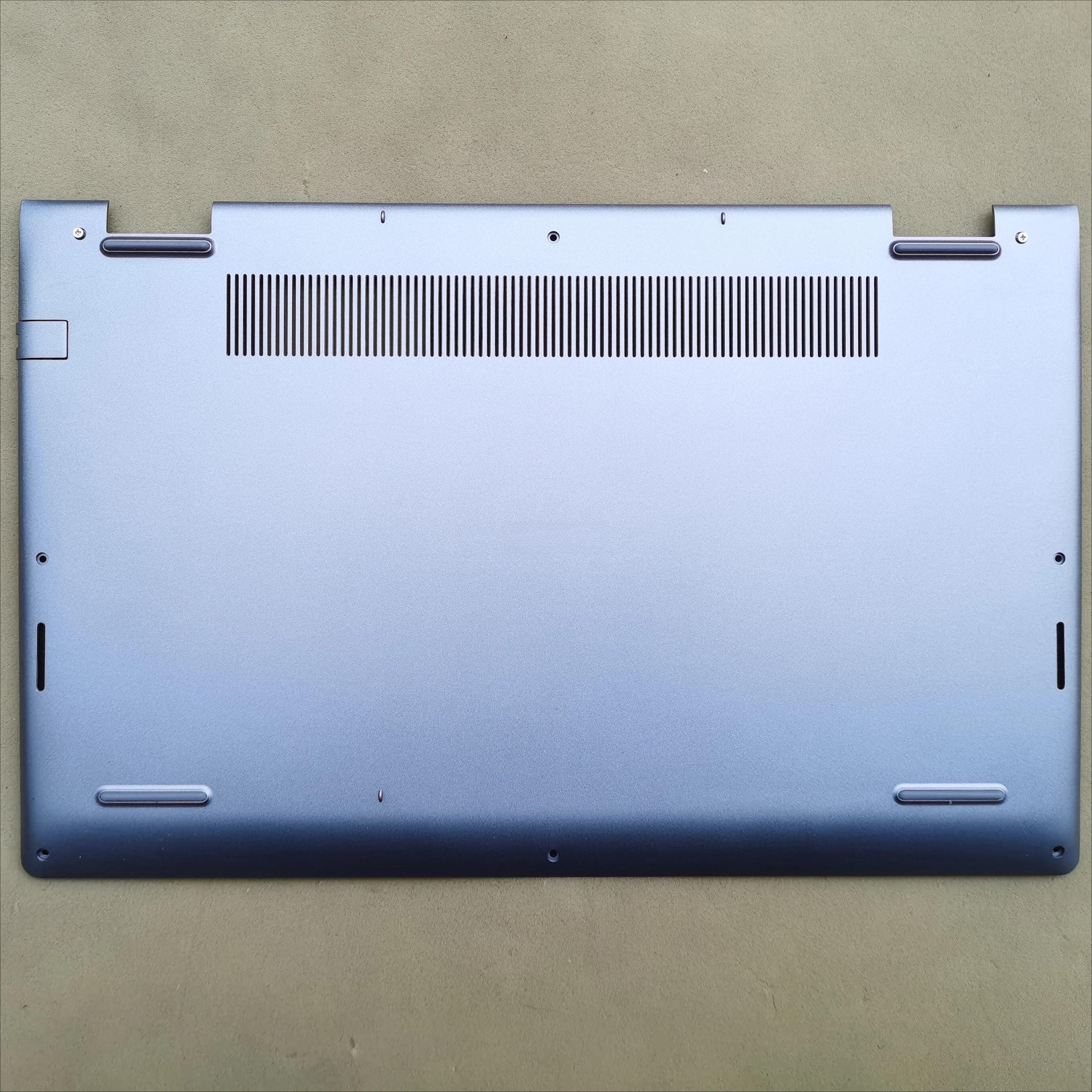

New laptop bottom case cover for DELL Vostro 3510 3511 3515 3520 3521 3525 0KKKT8