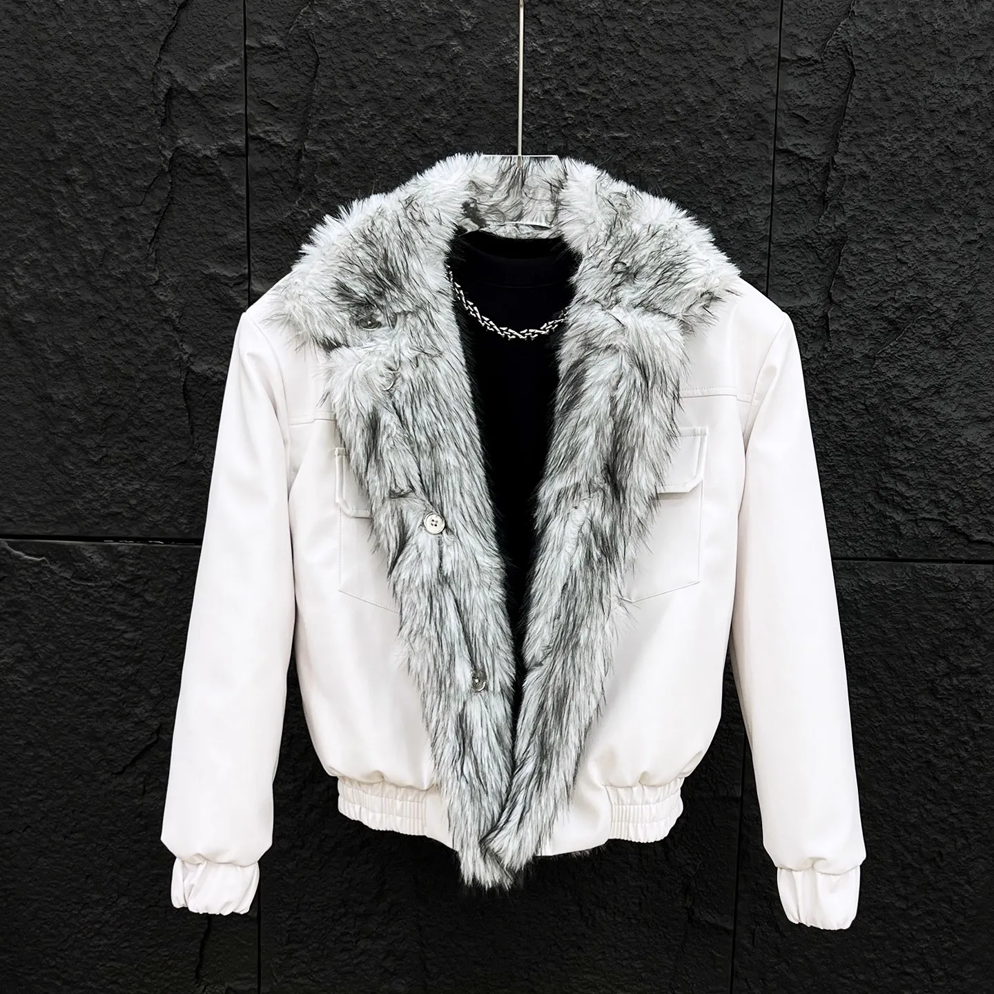 

Новая зимняя мужская куртка с флисовой подкладкой и меховым воротником, повседневная свободная верхняя одежда из полиэстера, стандартный крой, длинный рукав