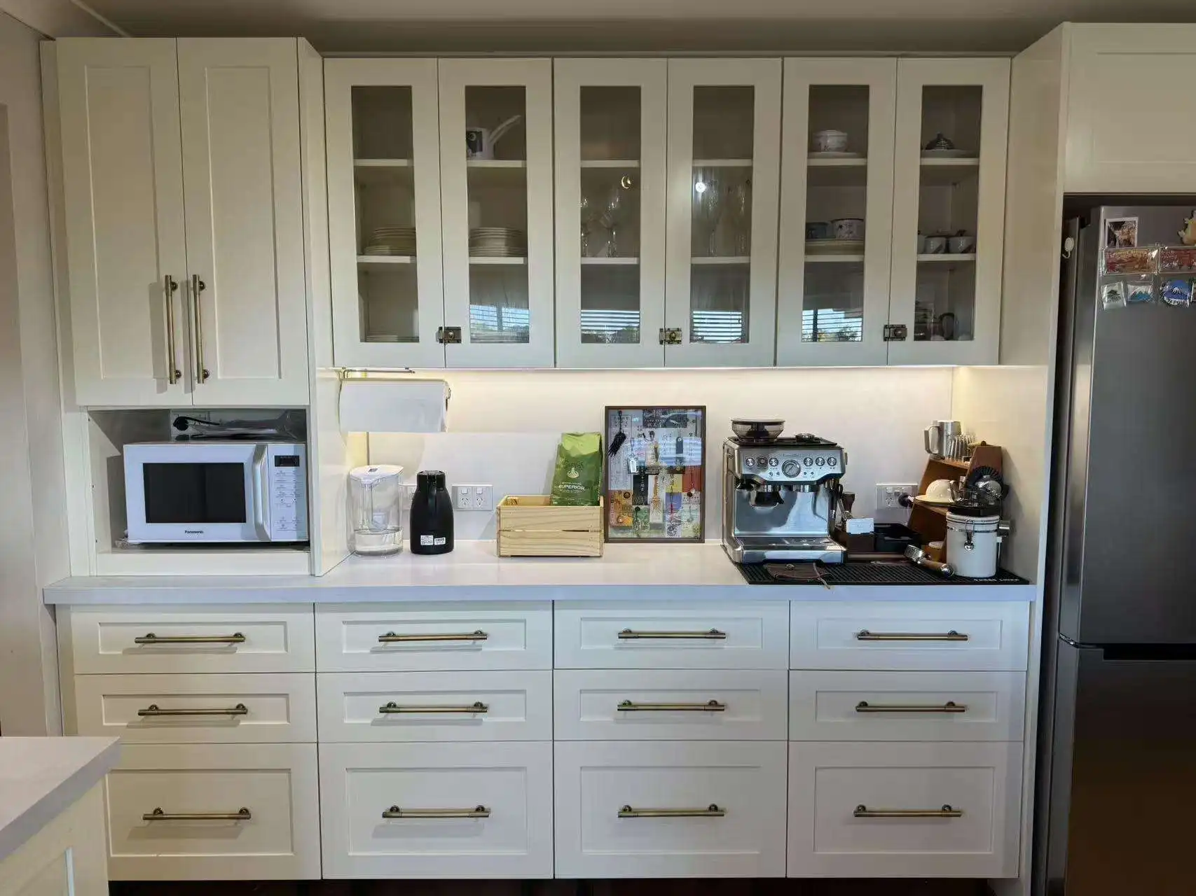 American Style RTA Modern Solid Wood Finish Shaker Kitchen Cabinet  Customer case