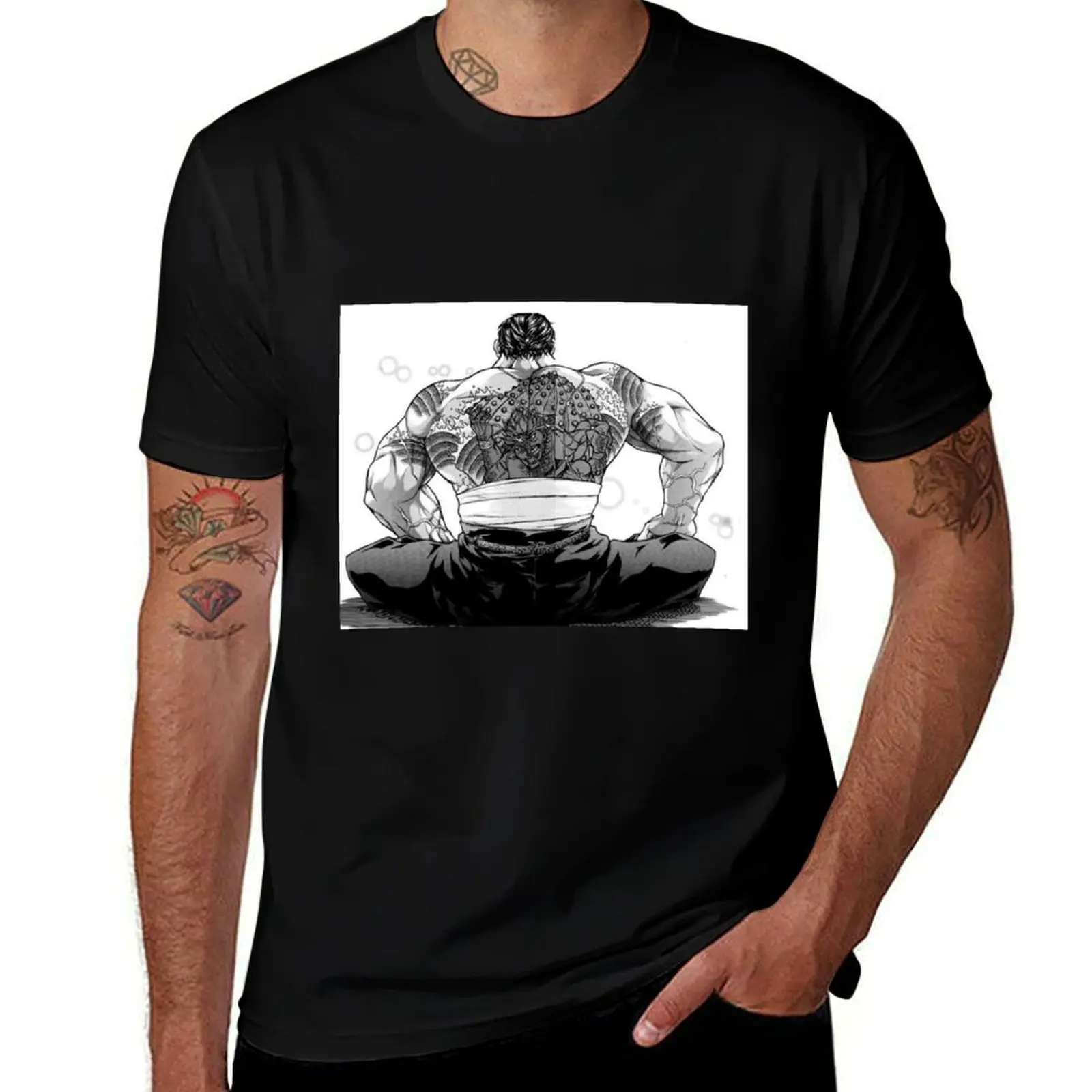 

Hanayama tattoo T-Shirt Festive Simple T-Shirt