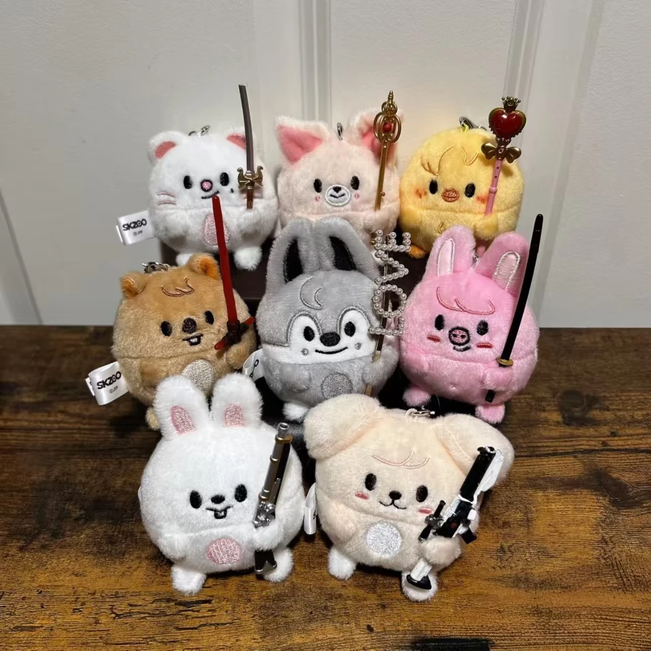 

Брелок-фигурка Stray Kids с магнитным креплением, SKZ, кукла-яйцо с глазками, брелок KPOP, Банчан, Феликс, SKZOO, детская игрушка