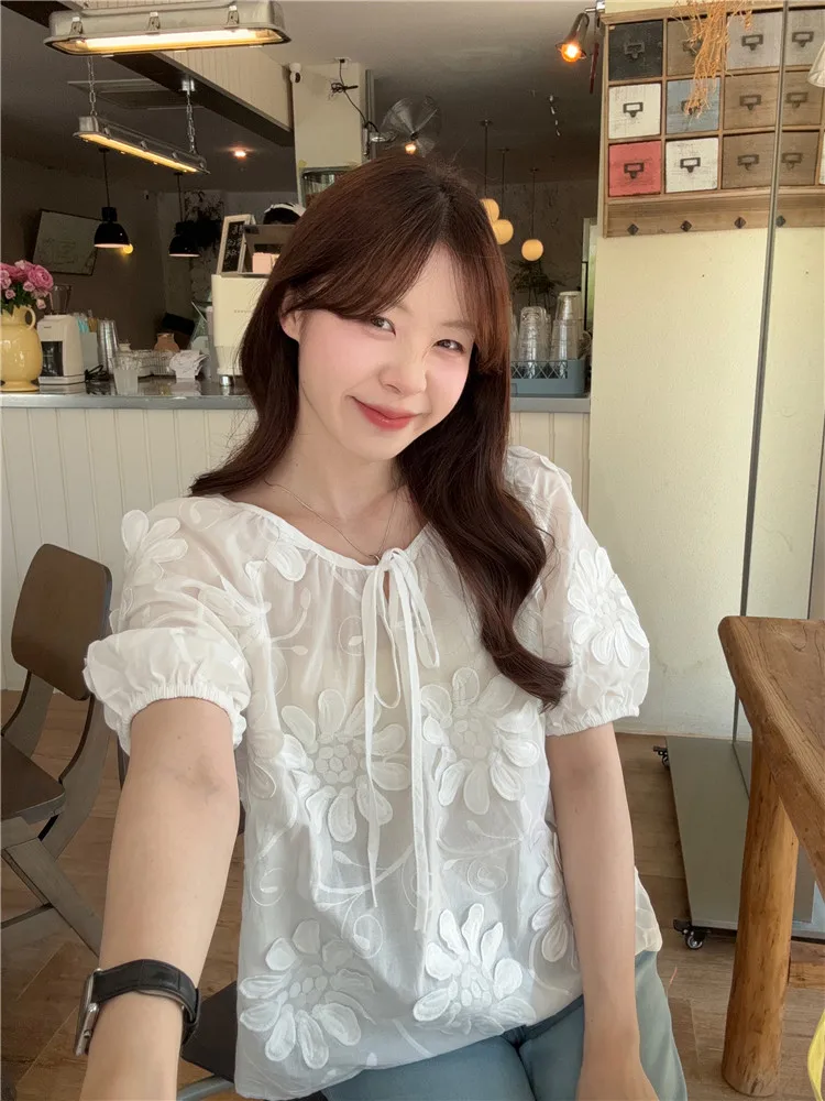 

3D Floral Knot Short Sleeve Shirt Women's Summer New Design Polyester Bubble Sleeve Top Fashionable And Cute