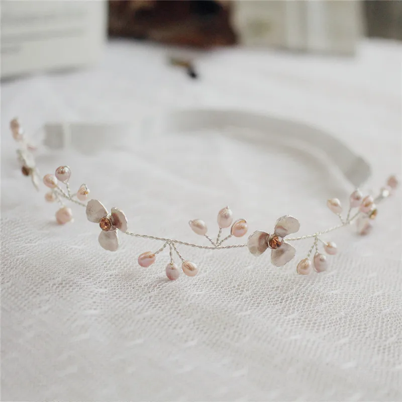 

Свадебный пояс-подвязка ручной работы с розовыми пресноводными жемчужинами и цветами, аксессуары для невесты, подвязки на ноги ручной работы для женщин