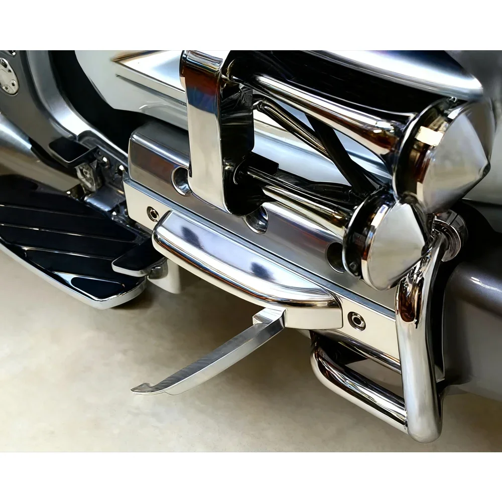 2001-2017 Motorcycle Foot Highway Pegs Engine Protection Pedestal Road Footpegs For Honda Goldwing Gl1800 Gl 1800 F6B